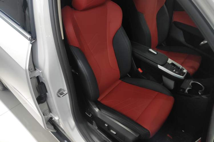 Used BMW X1 2023 sDrive25Li X Design Package Right Front Seat