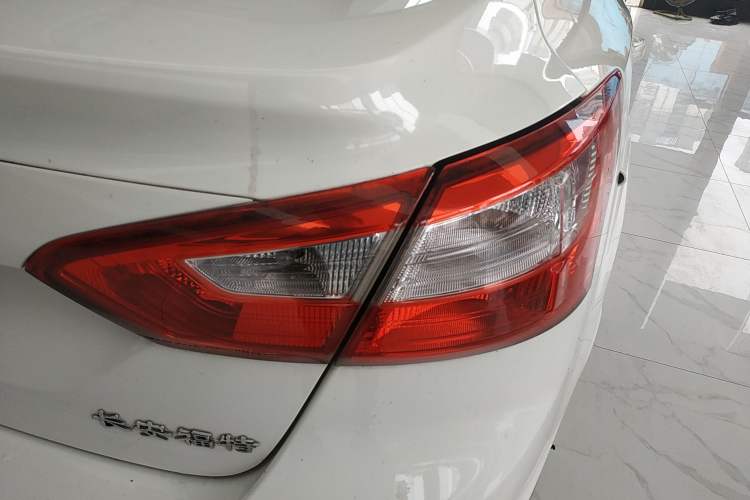 Used Ford Focus 2012 Sedan 1.6L Automatic Fashion Edition