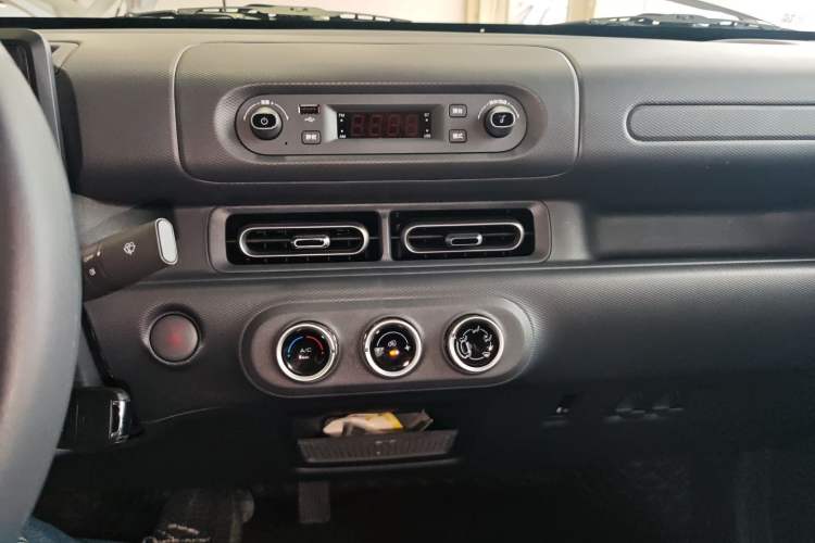 Used Wuling Zhiguang New Energy 2025 Comfort Model