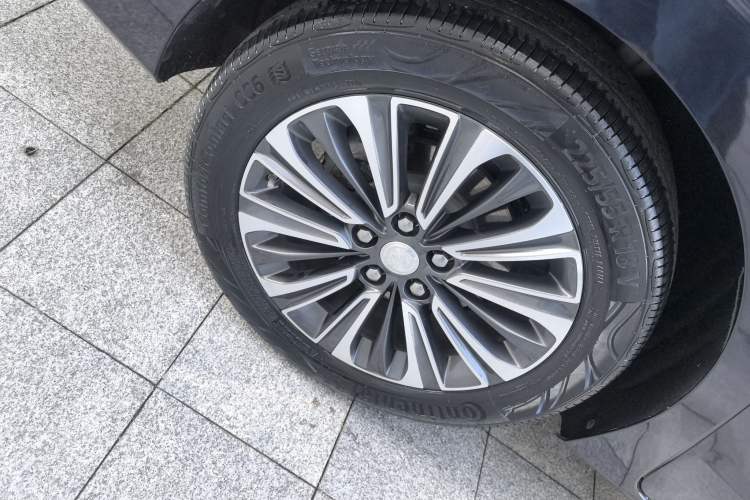 Used Buick GL8 2020 ES Land Cruiser 653T Luxury Model
