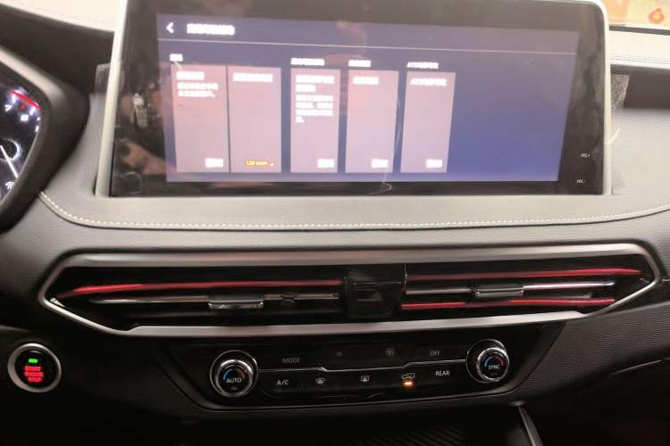 Used SAIC MAXUS D90 2017 2.0T Automatic All-Wheel Drive Sirius
