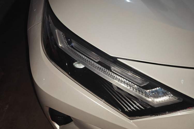 Used Toyota RAV4 2023 Dual-Engine 2.5L E-CVT Two-Wheel Drive Elite Plus Edition