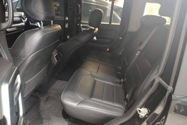 Used BAIC Off-Road BJ40 2023 2.0T Automatic Four-Wheel Drive Urban Hunter Edition Chivalrous Type