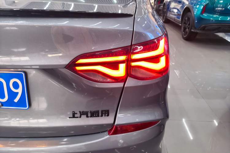 Used Chevrolet Monza 2019 Redline 320T Dual-Clutch Sporty Version China VI Standard
