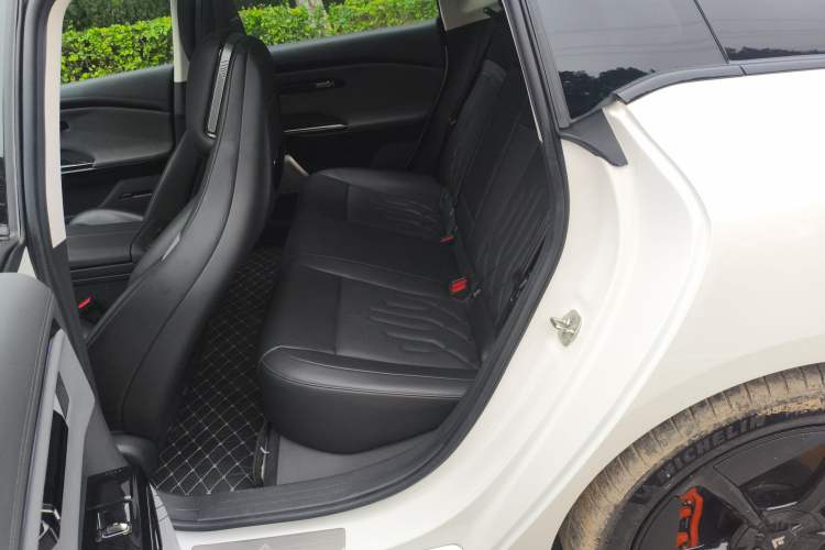 Used Hyptec GT 2023 710 Rear-Drive Supercharge Max Edition
