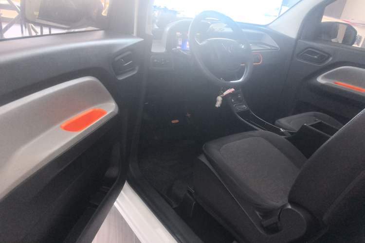 Used Wuling Hongguang MINIEV 2022 Zizai Version Lithium Iron Phosphate Driver Seat