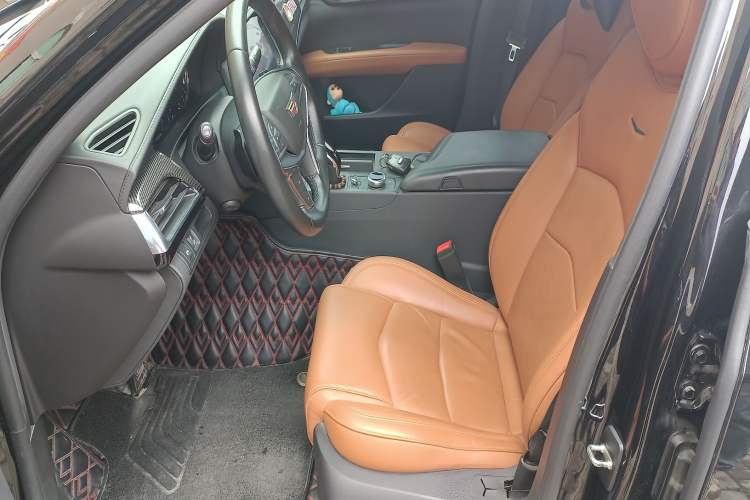 Used Cadillac CT6 2020 28T Luxury Version Left Front Seat