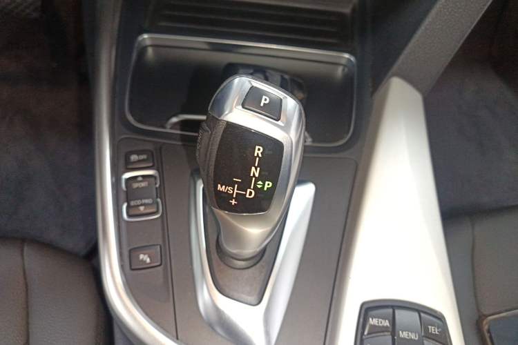 Used BMW 3 Series 2016 320Li Fashion Model
