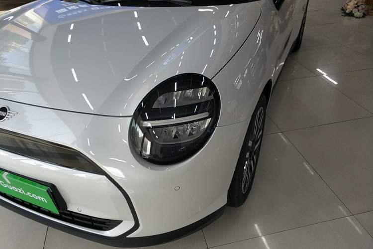 Used MINI Electric MINI COOPER 2024 456km COOPER E Classic Edition
