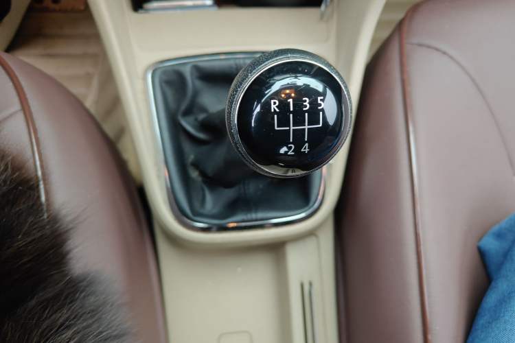 Used Volkswagen Jetta 2013 1.6L Manual Comfort Model