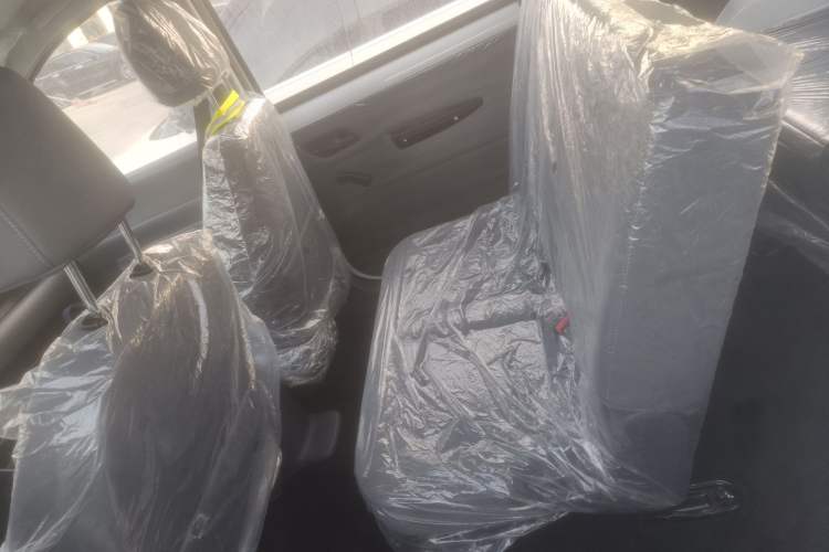 Used Wuling Hongguang New Energy 2024 All-Electric Model 300KM Standard Version