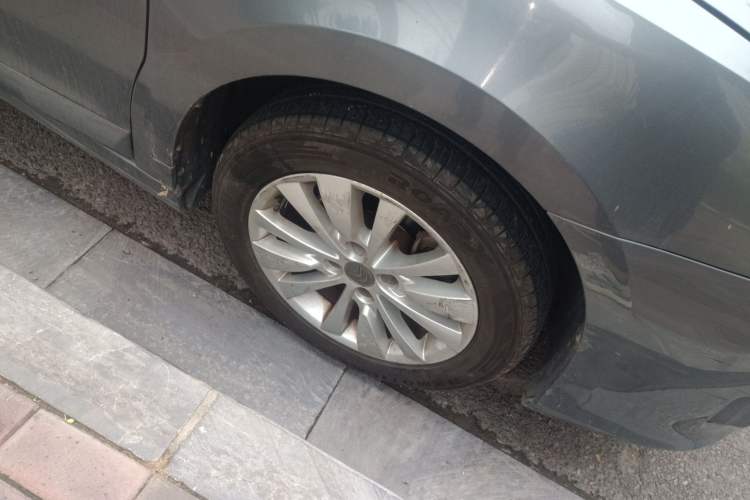 Used Citroen C-Quatre 2013 1.6L Manual Prestige CNG Model