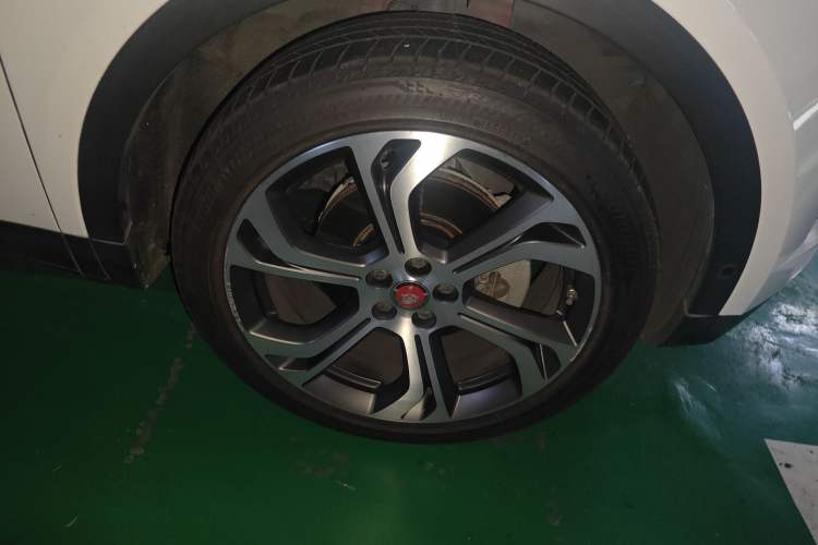 Used Jaguar E-PACE 2018 P200 First Edition Limited Edition China V Standard
