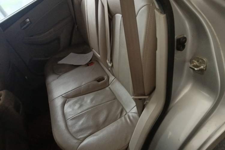 Used Venucia T70 2015 2.0L CVT Smart Choice Edition Left Rear Seat