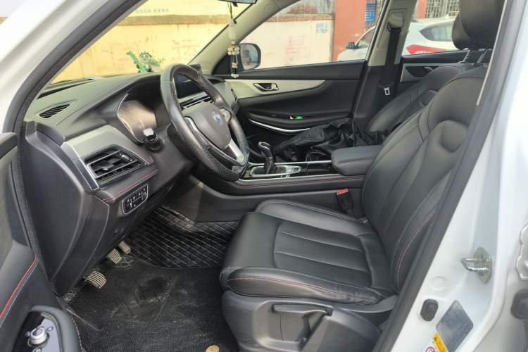 Used CHANGAN CS75 2020 280T Manual Elite Version China VI
