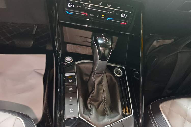 Used Volkswagen Tayron 2023 330TSI Two-Wheel-Drive Luxury Plus Advanced Version