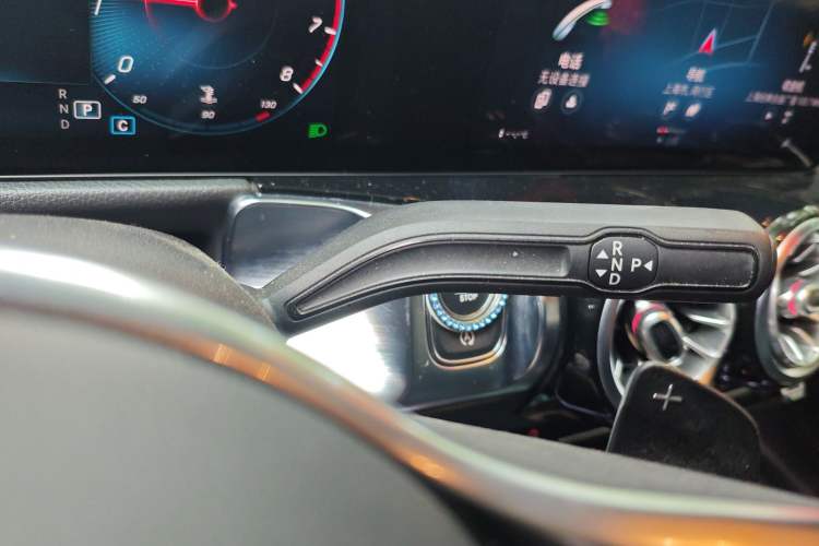 Used Mercedes-Benz GLB 2021 GLB 200 Dynamic Edition Gear Lever