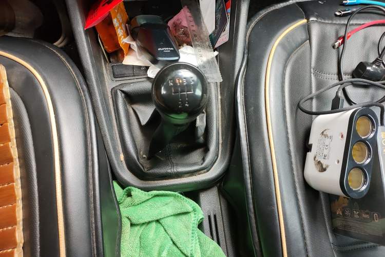 Used Volkswagen Santana 2018 1.5L Manual Fashion Edition Gear Lever