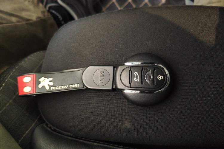 Used MINI MINI 2018 1.5T COOPER Classic Edition