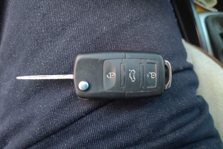 Used Hyundai Celesta 2011 1.6L Manual Comfort Edition