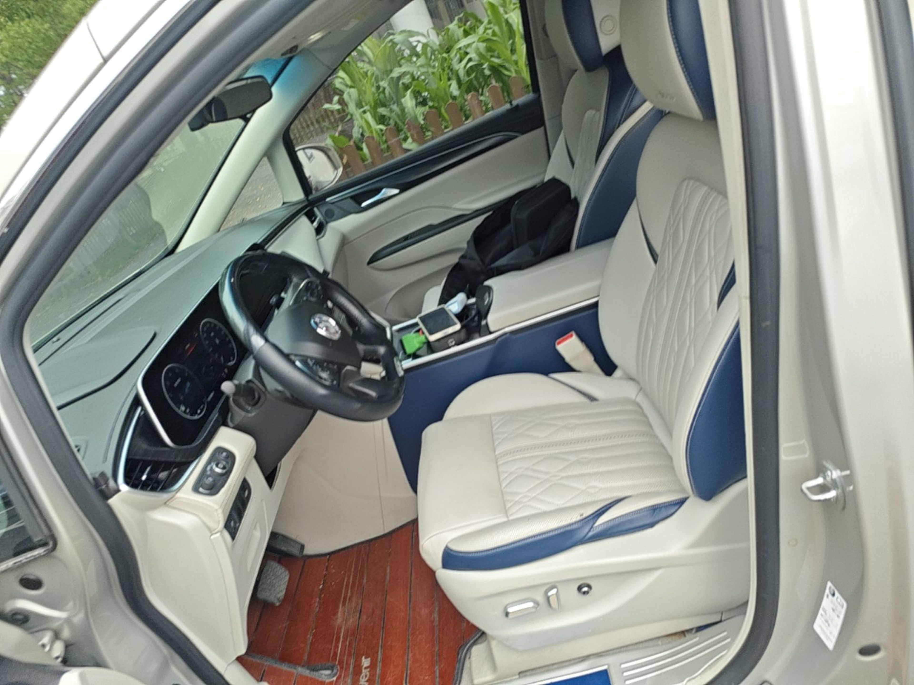 Interior delantero