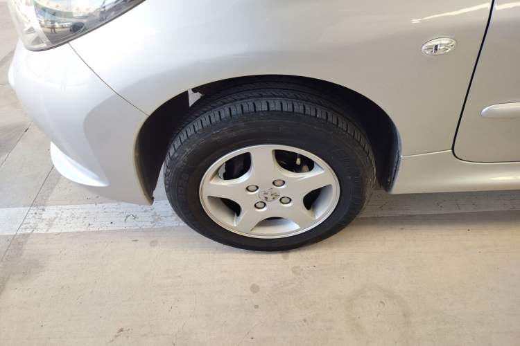 Used Peugeot 207 2011 Hatchback 1.4L Manual Yule Edition Left Front Wheel Hub