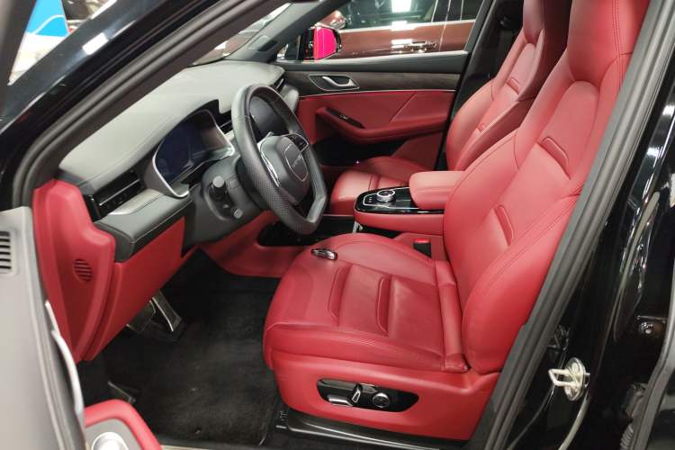 Used SERES SF5 2021 Four-Wheel Drive Freedom Expedition Edition
