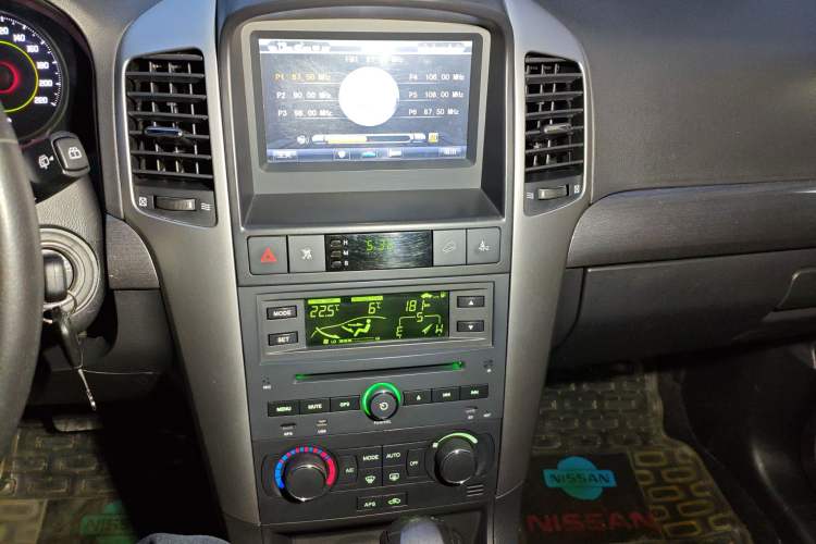 Used Chevrolet Captiva 2010 3.2 AT 7-Seater Flagship Edition
