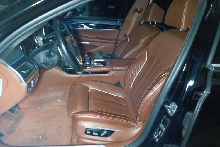 Used BMW 7 Series 2018 740Li xDrive Luxury Edition M Sport Package
