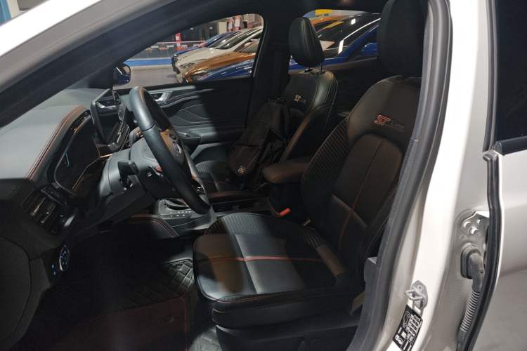 Used Ford Focus 2022 Hatchback EcoBoost 180 Automatic ST Line
