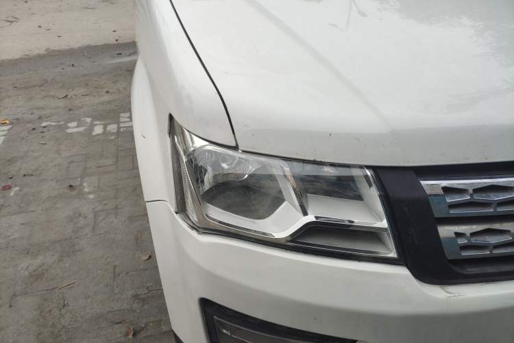 Used CHANGAN KAICHENG Shenqi F30 2018 1.5L Comfort Plus Long Wheelbase DAM15L Right Front Headlight