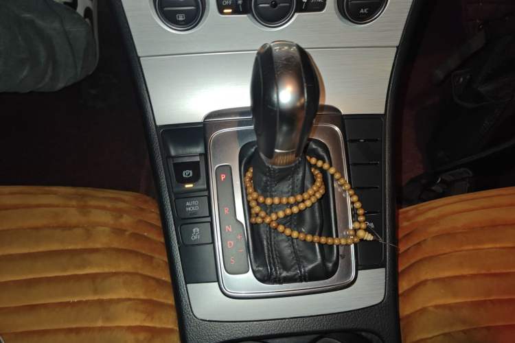 Used Volkswagen Magotan 2015 1.8TSI Advanced Model Gear Lever