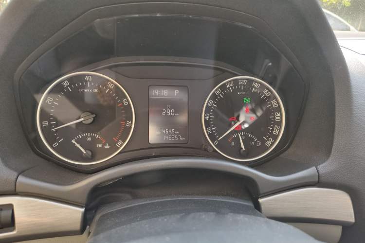 Used Skoda Octavia 2010 1.4TSI DSG Yijun Edition
