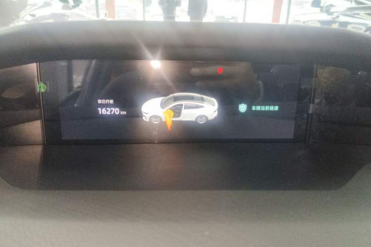 Used CHANGAN UNI-V 2023 1.5T Smart Navigation Version