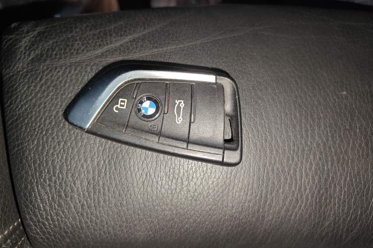 Used BMW X6 2019 xDrive28i M Sport Package Vehicle Key
