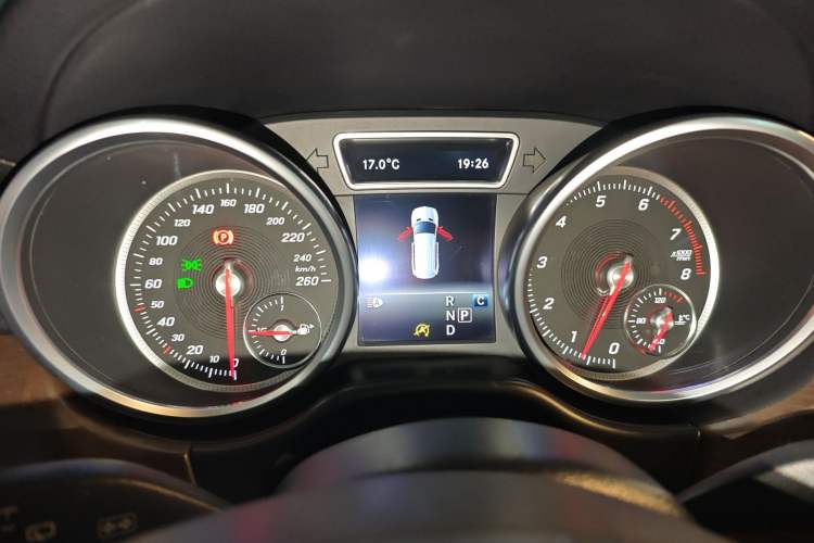 Used Mercedes-Benz GLS 2017 GLS 400 4MATIC Luxury Model