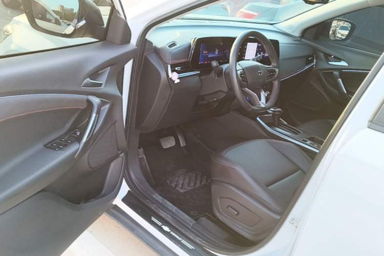 Used Chevrolet Trax 2022 Encore RS 1.5T CVT CoolMAX
