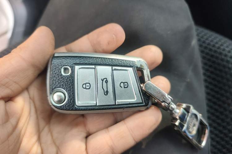 Used Volkswagen Tharu 2019 280TSI Two-Wheel Drive Comfort Edition China V Standard Vehicle Key