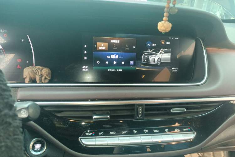 Used GAC Trumpchi M6 2021 PRO 270T DCT Luxury Edition
