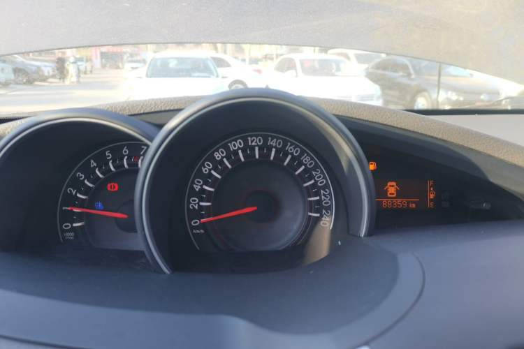 Used Toyota Verso 2014 Starlight 180E CVT Elite Edition