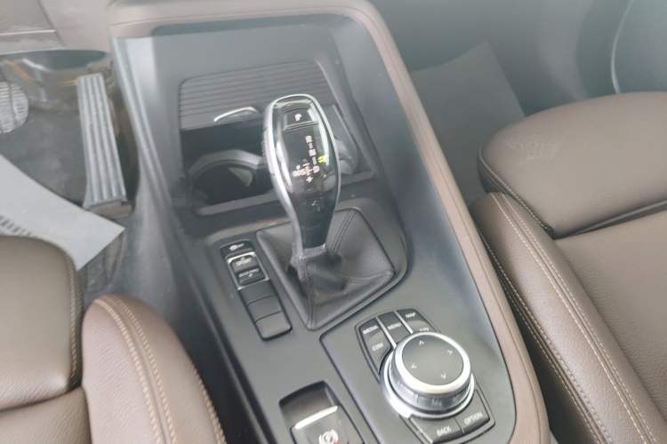 Used BMW X1 2020 sDrive25Li Leading Model
