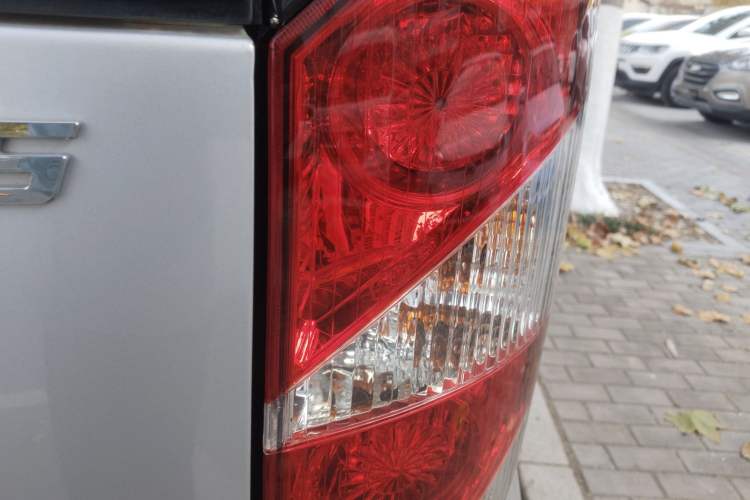 Used JAC Refine M5 2016 2.0T Gasoline Manual Business Edition