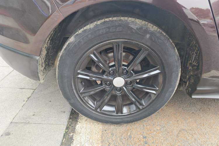 Used Geely Auto Emgrand 2016 Hatchback RS 1.5L CVT Upward Edition