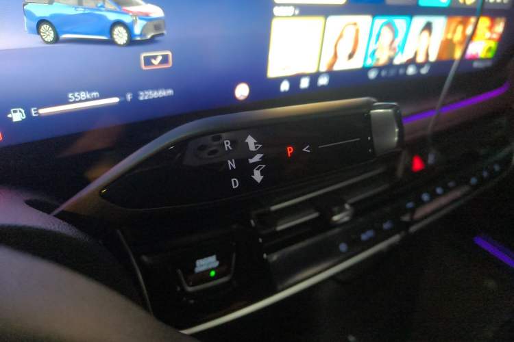 Used Buick Century 2023 2.0T Six-Seater Yinshi Edition
