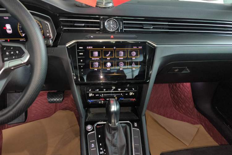 Used Volkswagen Magotan 2020 330TSI DSG Luxury Edition
