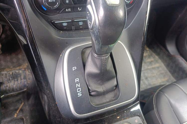 Used Ford Kuga 2013 2.0L GTDi Four-Wheel-Drive Sport Model