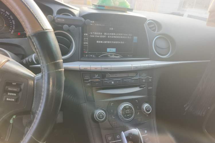 Used Luxgen Great 7 SUV 2012 Limited-Edition Sharp Model 2.2T Two-Wheel Drive Smart Version