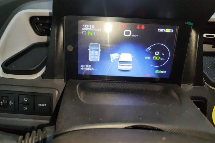 Used Wuling Hongguang MINIEV 2021 Macaron Premium Model – Lithium Iron Phosphate