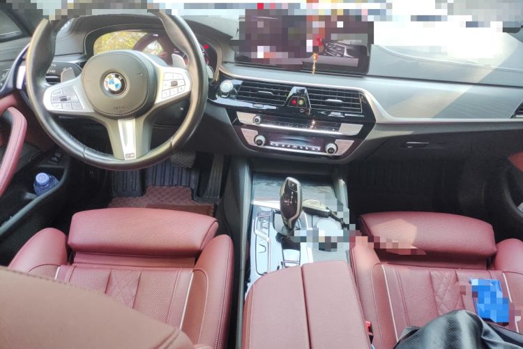 Used BMW 5 Series 2023 530Li Luxury Edition M Sport Package Interior 2