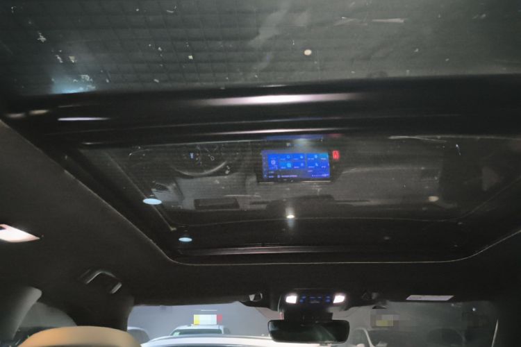 Used Toyota Crown Kluger 2022 2.5L HEV Four-Wheel Drive Premium Edition
